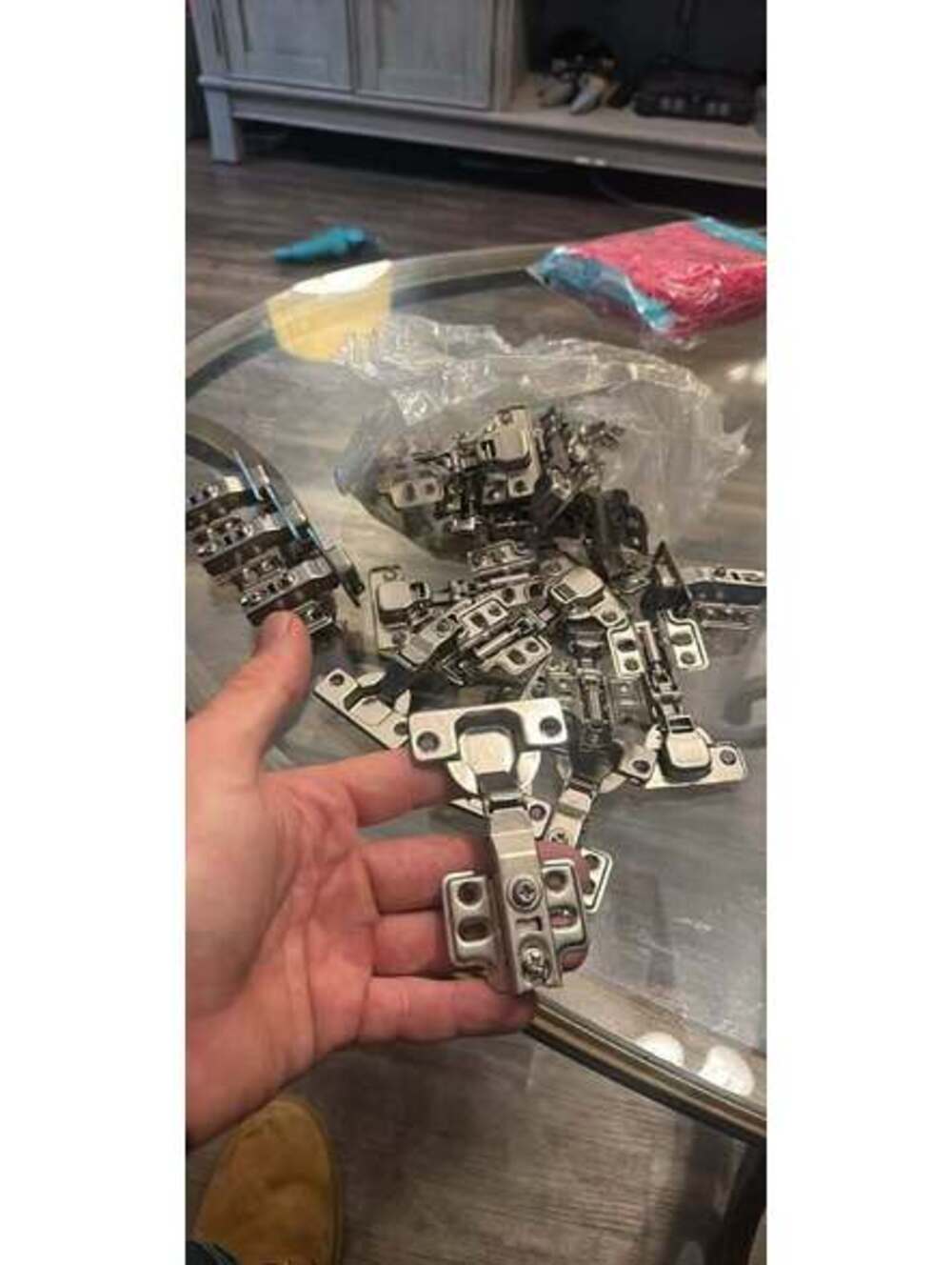 Bulk Lot of Soft-Close Cabinet Hinges